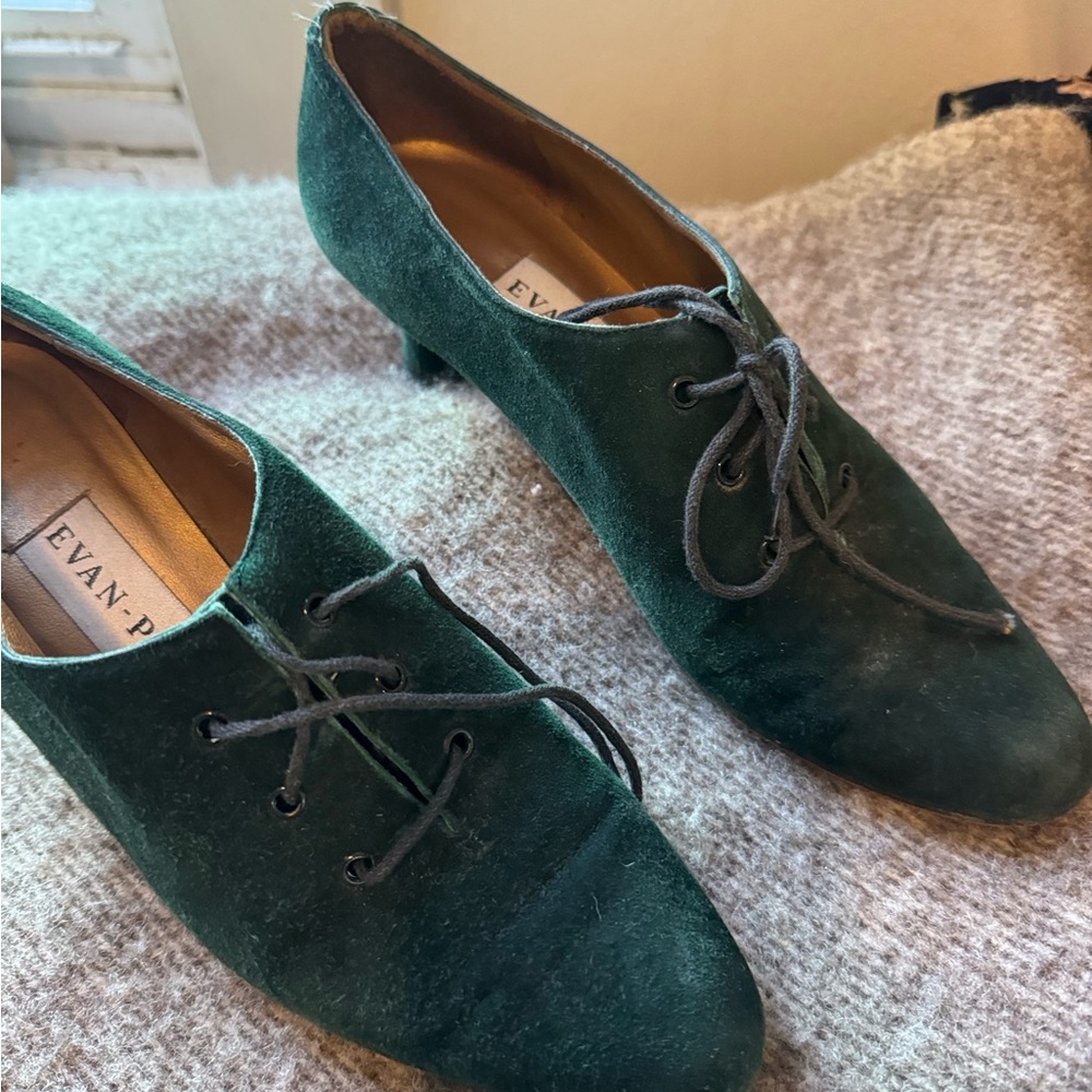 Evan Picone Green Suede Lace-Up Heels
